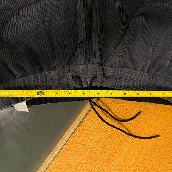 Vince Italian Corduroy Pants – Size M - Picture 2 of 6